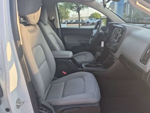Used 2019 Chevrolet Colorado W/T w/ WT Convenience Package RWD image 23