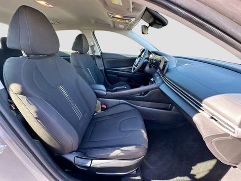 Used 2024 Hyundai Elantra SEL image 26