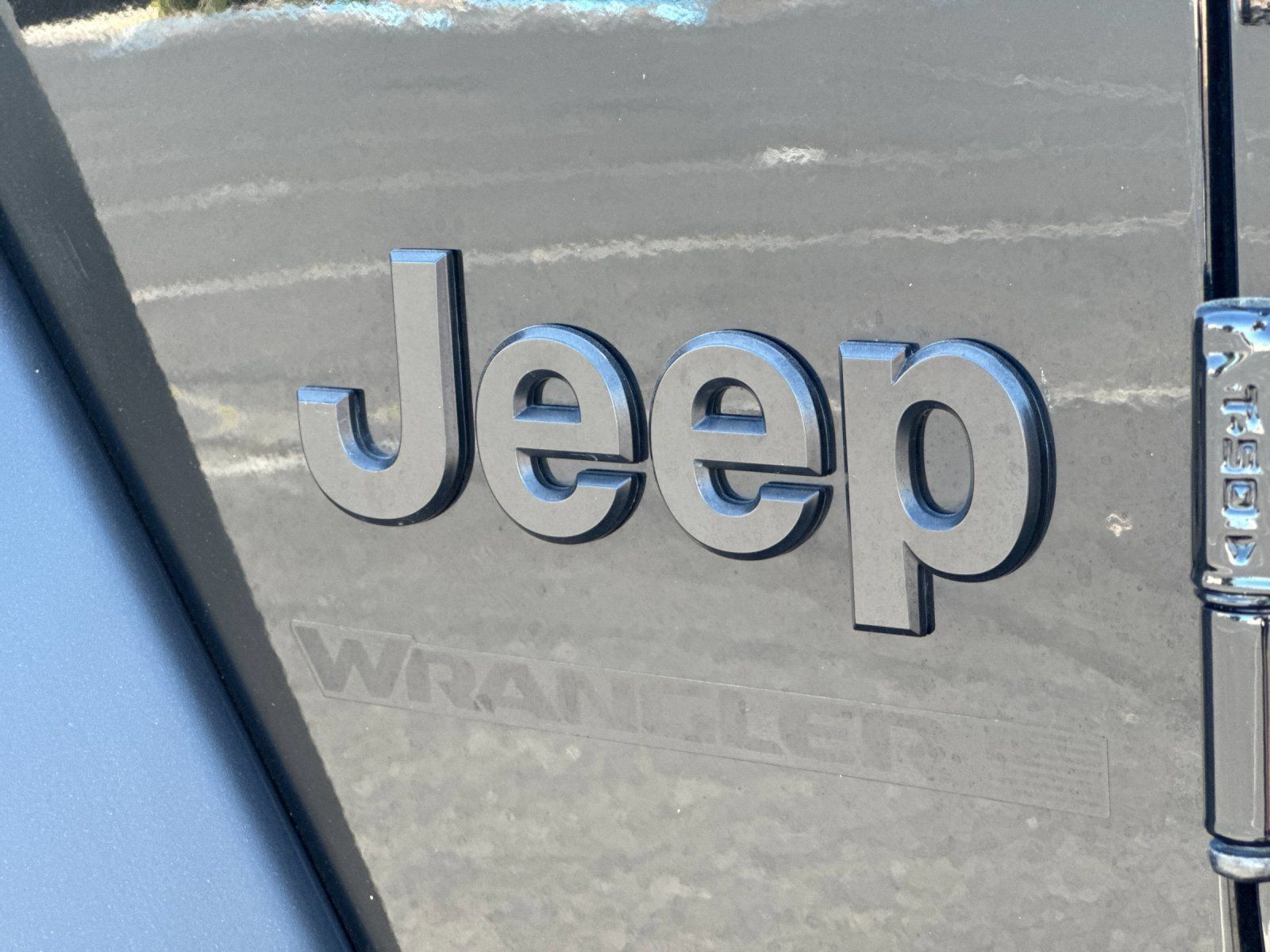 Used 2024 Jeep Wrangler Unlimited Sport AWD/4WD image 38