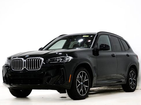 Used 2022 BMW X3 xDrive30i w/ M Sport Package image 3