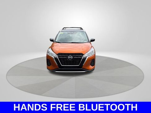 Used 2024 Nissan Kicks SV w/ Interior Electronics Package FWD image 5