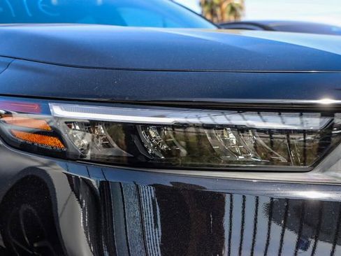 Used 2024 Honda Accord Sport image 11