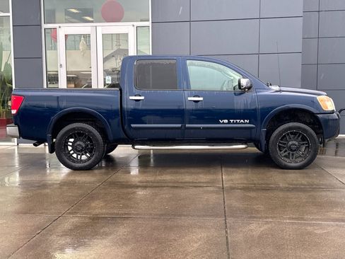Used 2008 Nissan Titan LE image 2