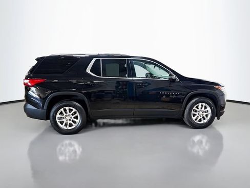 Used 2021 Chevrolet Traverse LT AWD/4WD image 5