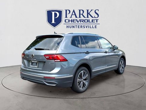 Used 2024 Volkswagen Tiguan Wolfsburg Edition AWD/4WD image 33