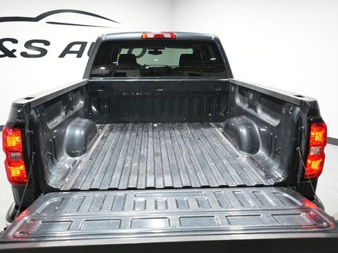 Used 2018 Chevrolet Silverado 1500 LT w/ All Star Edition image 27