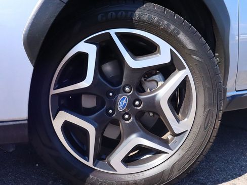 Used 2020 Subaru Crosstrek 2.0i Limited w/ Moonroof Package w/Navigation image 5