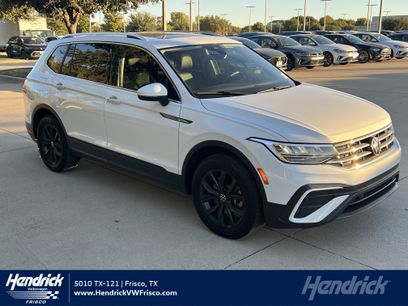 Certified 2024 Volkswagen Tiguan SE w/ Panoramic Sunroof Package