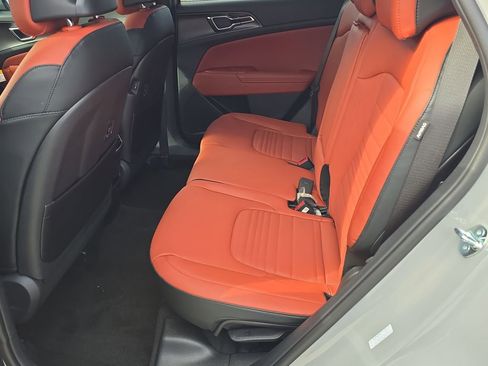 New 2026 Kia Sportage SX AWD/4WD image 17