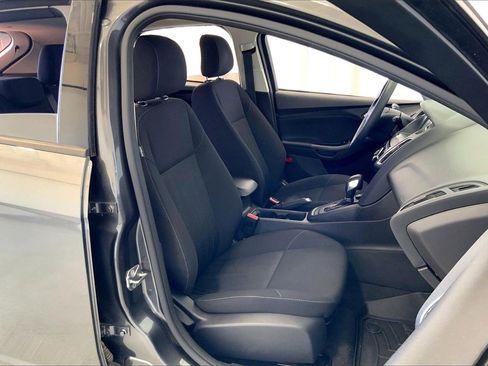 Used 2018 Ford Focus SEL image 16