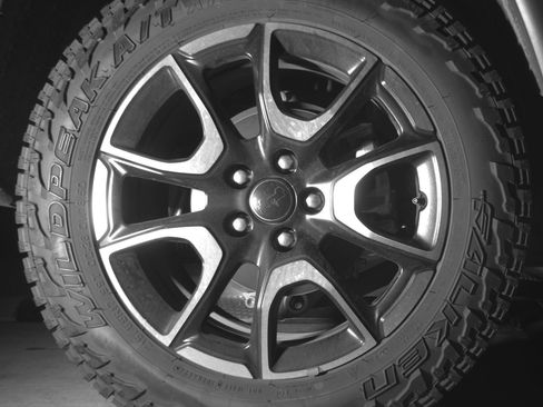 Used 2025 Jeep Compass Trailhawk AWD/4WD image 15