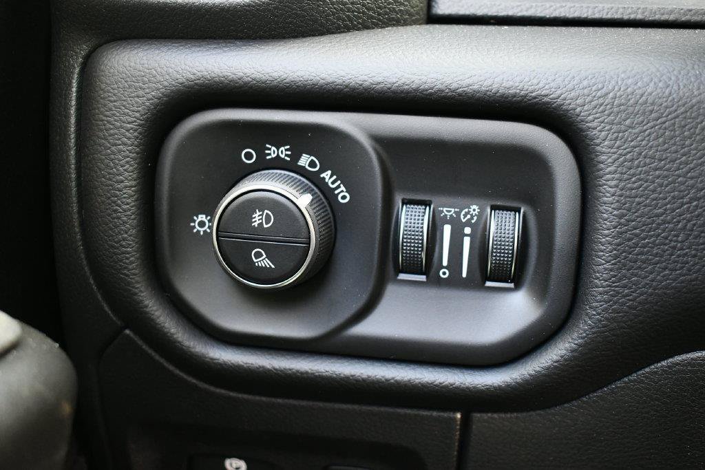New 2026 RAM 1500 Big Horn AWD/4WD image 17