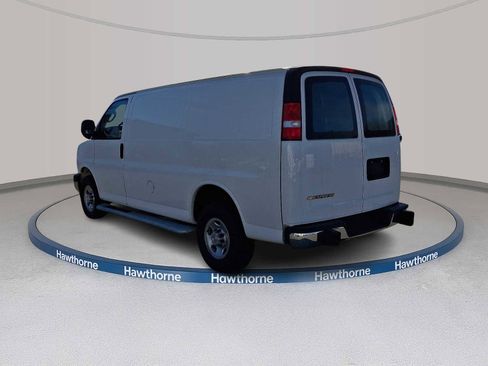 Used 2024 Chevrolet Express 2500 w/ Driver Convenience Package image 4