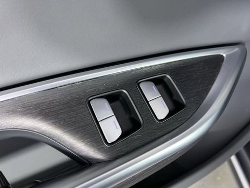 Used 2024 Lucid Air Touring image 24