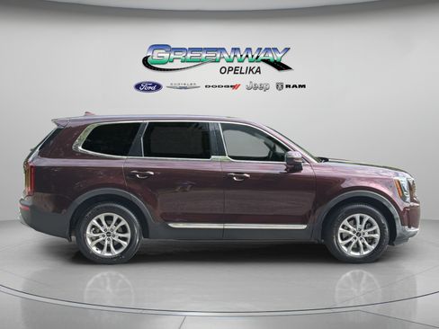 Used 2022 Kia Telluride LX FWD image 8