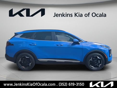 New 2026 Kia Sportage EX w/ EX Panorama Roof Package FWD image 2