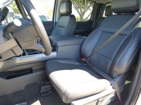 New 2025 Ford F350 Lariat w/ Lariat Ultimate Package image 33