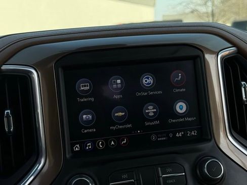 Used 2021 Chevrolet Silverado 1500 High Country image 23