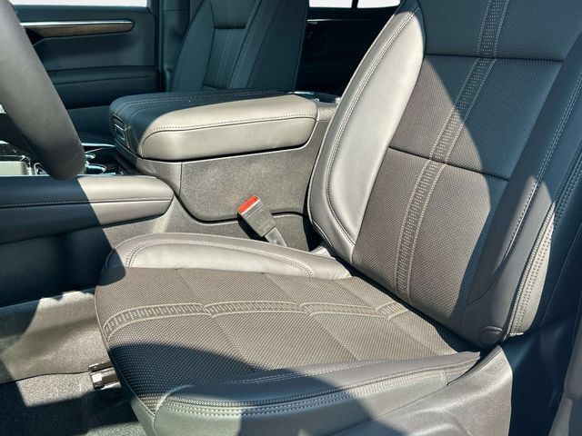 New 2026 Chevrolet Tahoe High Country AWD/4WD image 27
