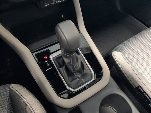 New 2025 Subaru Forester Premium image 16