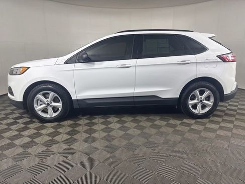 Certified 2021 Ford Edge SE image 7