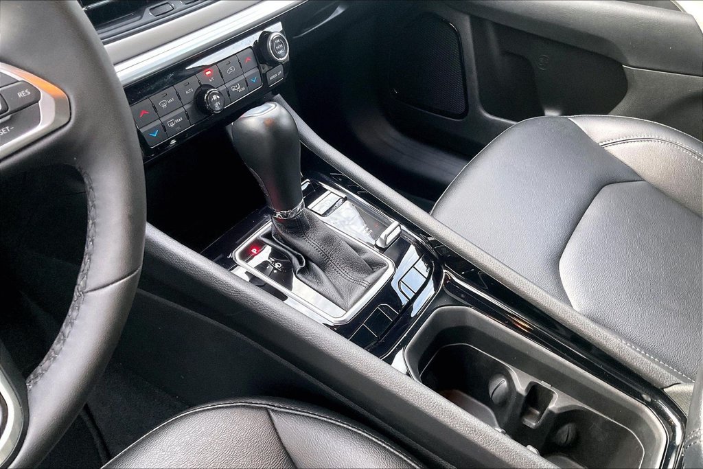 Used 2025 Jeep Compass Limited AWD/4WD image 19
