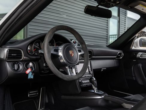 Used 2012 Porsche 911 Carrera GTS RWD image 4