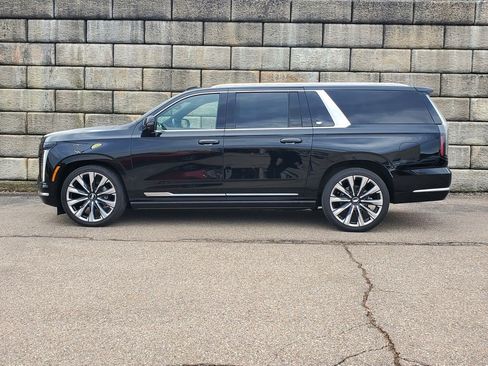 Certified 2025 Cadillac Escalade ESV Premium Luxury w/ Touring Package AWD/4WD image 2