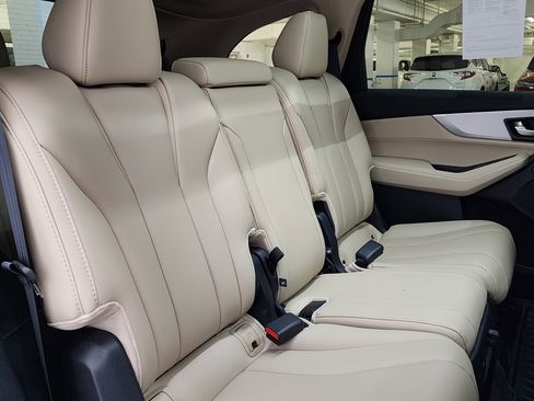 Used 2025 Acura MDX SH-AWD image 22