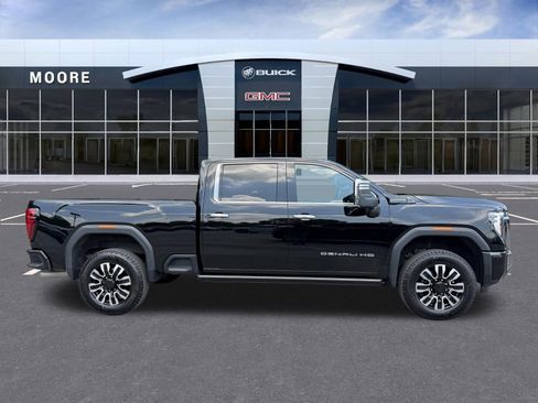 Used 2024 GMC Sierra 2500 Denali Ultimate AWD/4WD image 2