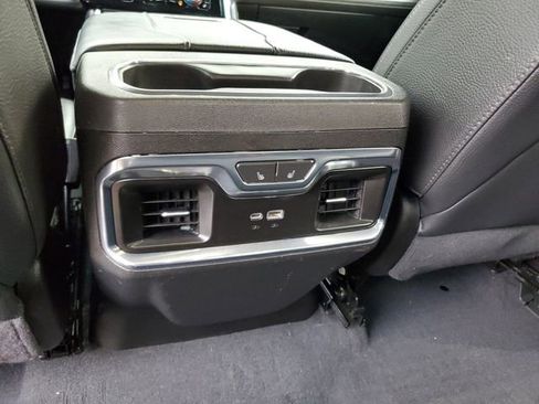 Used 2024 GMC Sierra 3500 Denali w/ Denali Reserve Package AWD/4WD image 16
