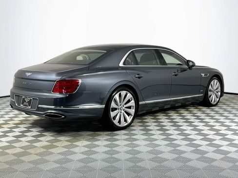 New 2026 Bentley Flying Spur Azure image 5