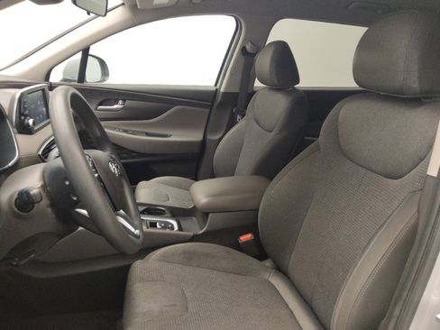 Used 2019 Hyundai Santa Fe SE image 17