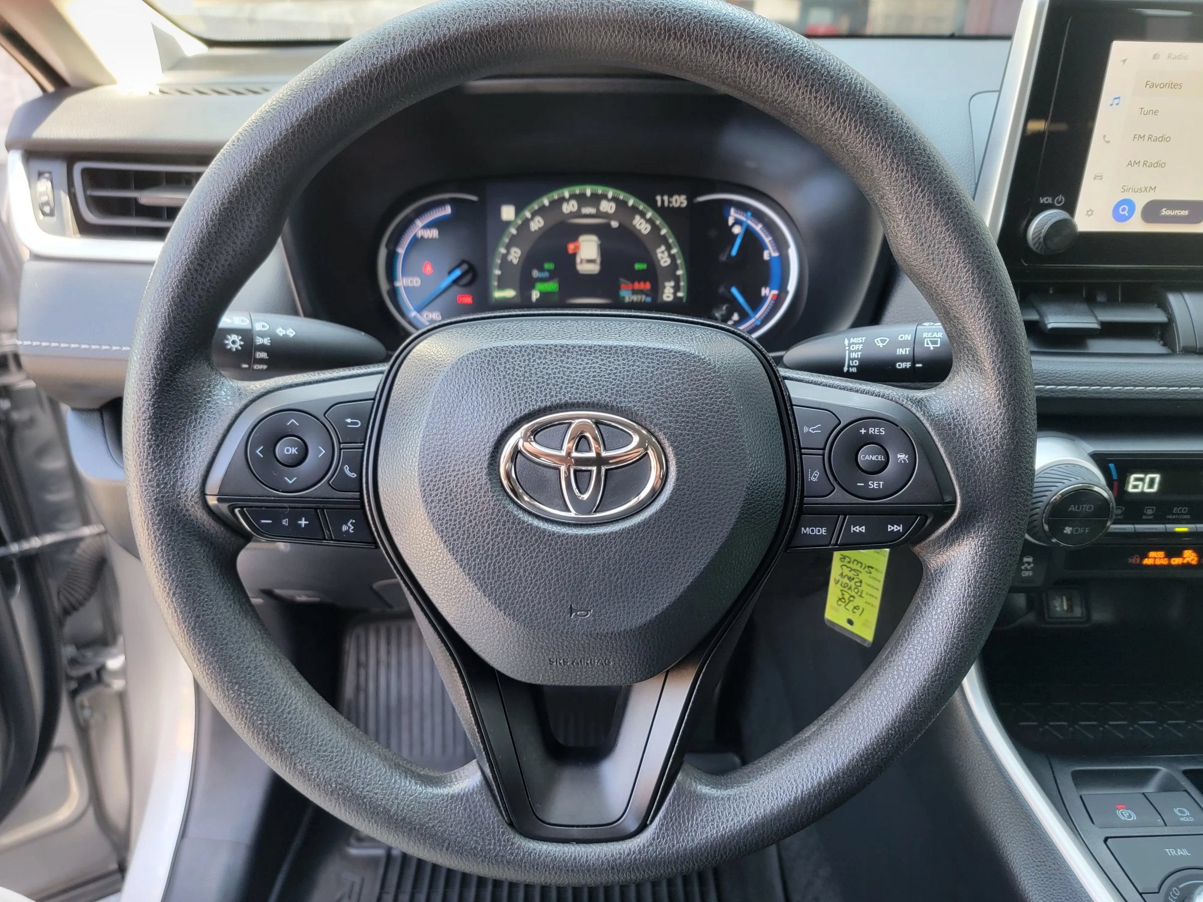 Used 2023 Toyota RAV4 LE AWD/4WD image 23