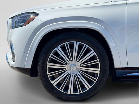 New 2026 Mercedes-Benz Maybach GLS 600 4MATIC image 10