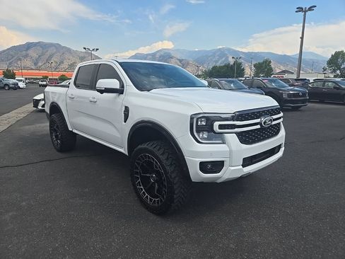 Used 2024 Ford Ranger Lariat w/ FX4 Off-Road Package AWD/4WD image 3