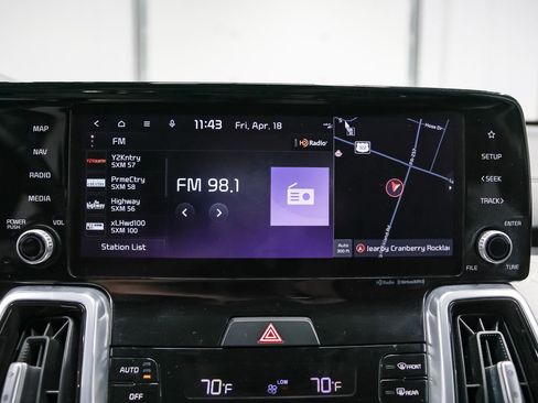 Used 2022 Kia Sorento SX image 12