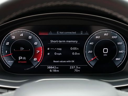 Used 2022 Audi SQ5 Prestige image 16