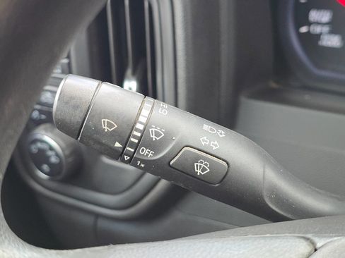 Used 2022 Chevrolet Silverado 1500 Custom image 27