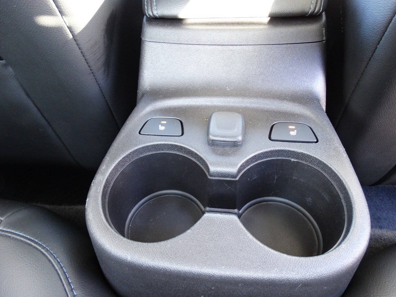 Used 2018 Chevrolet Volt Premier FWD image 32