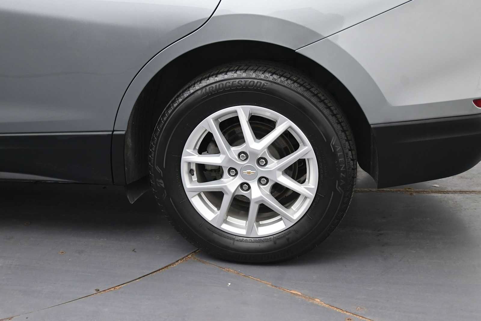 Used 2024 Chevrolet Equinox LT AWD/4WD image 5