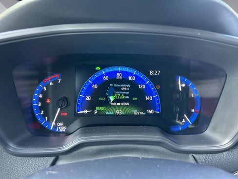 Used 2022 Toyota Corolla LE FWD image 21
