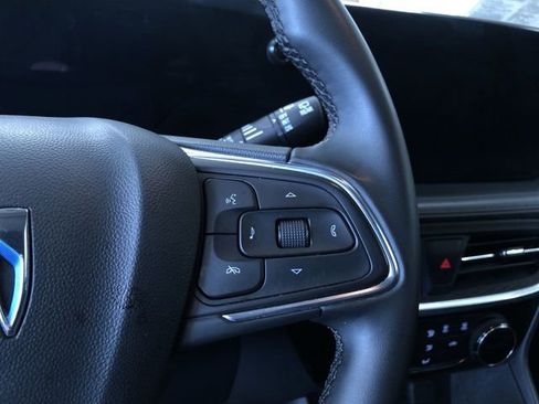 Used 2024 Buick Encore GX Sport Touring image 26