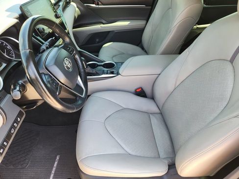Certified 2022 Toyota Camry XLE w/ Cold Weather Package FWD image 14