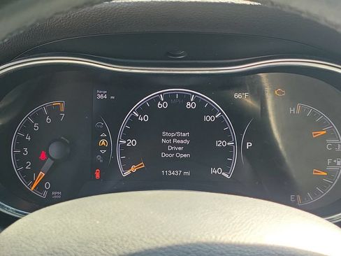 Used 2019 Jeep Grand Cherokee Limited AWD/4WD image 29