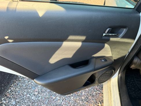 Used 2017 Toyota Prius Prime Plus image 10