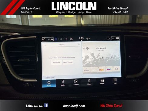 New 2026 Chrysler Pacifica Select FWD image 21