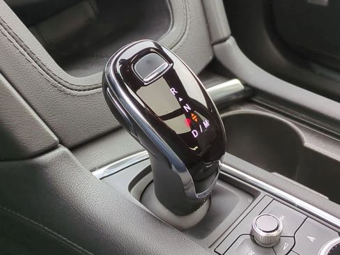 Certified 2024 Cadillac XT5 Premium Luxury image 33