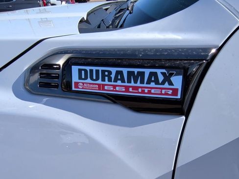 New 2026 GMC Sierra 2500 AT4 w/ AT4 Premium Plus Package image 50