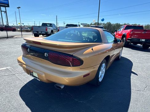 Used 1998 Pontiac Firebird Formula w/ Opt Pkg image 6